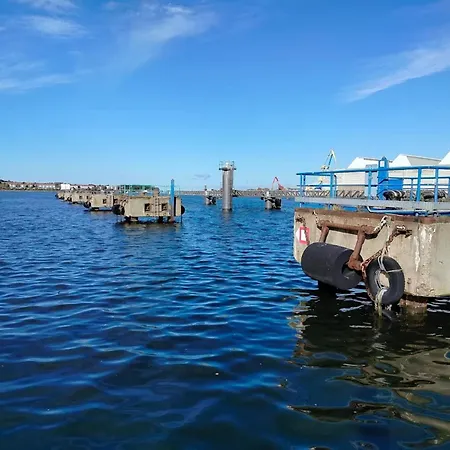 Steuerbord In 公寓 *